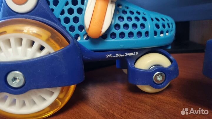 Роликовые коньки детские р-р 25-28