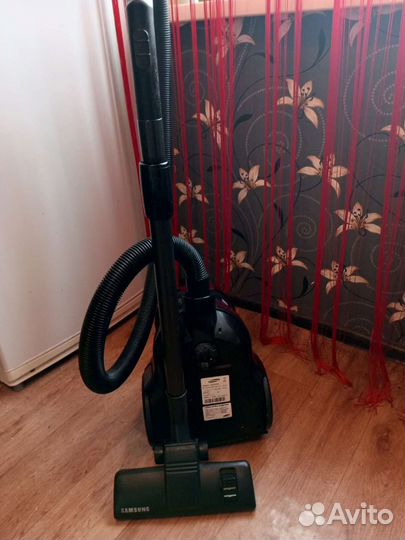 Пылесос Samsung 1600w