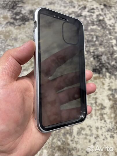 Бампер на iPhone 11