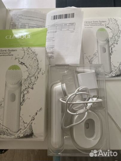 Ультразвуковая щетка для умывания clinique клиник