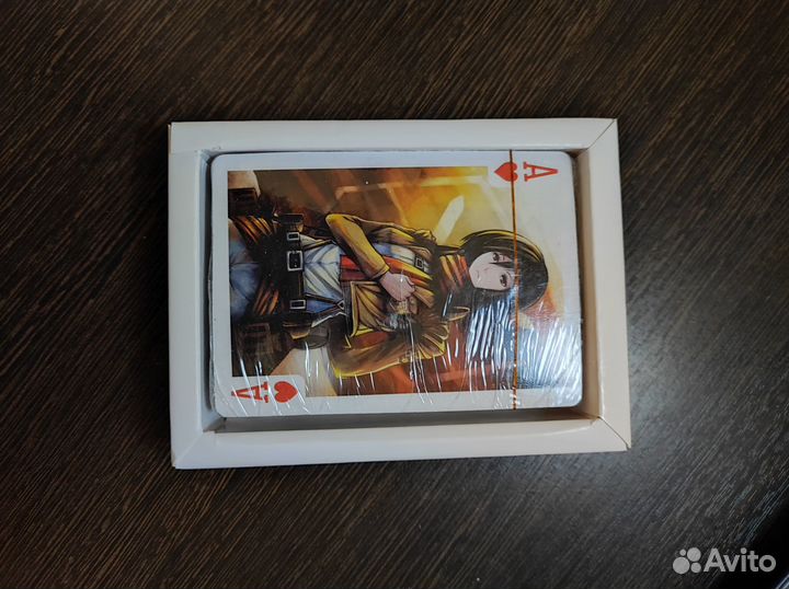 Игральные карты Атака титанов