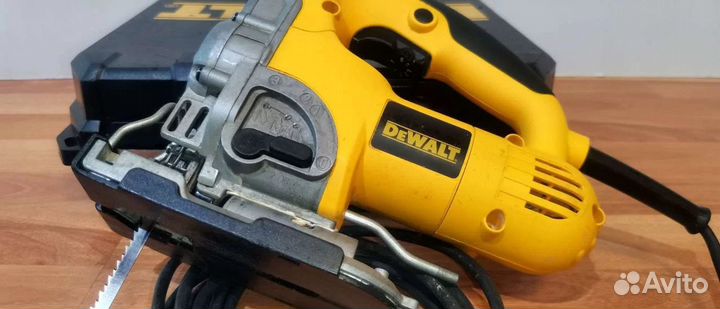 Лобзик DeWalt DW 331 K