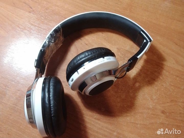 Беспроводные наушники