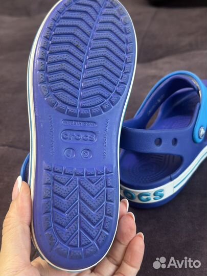 Crocs сандалии j2 33 размер