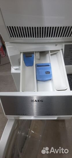 Стиральная и сушильная машина колонна AEG