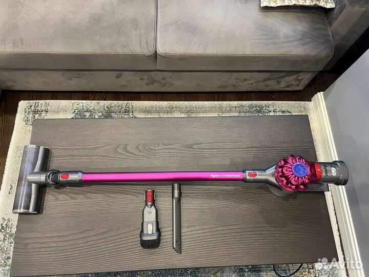 Пылесос dyson v7