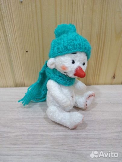 Игрушка интерьерная ручной работы Снеговик