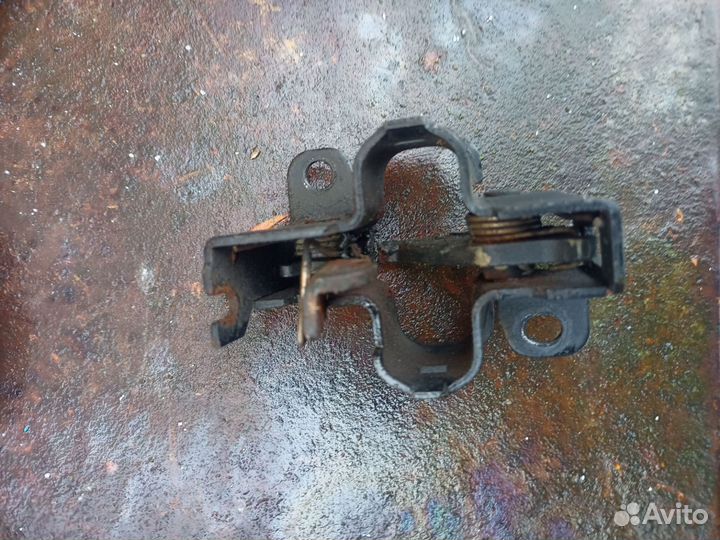 Замок капота Mercedes-Benz A2198800160 w164