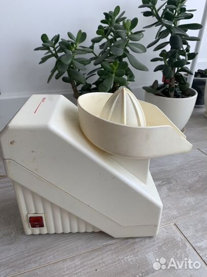 Мясорубка соковыжималка bakmil 1993