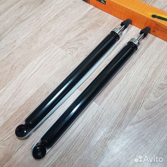 Амортизаторы задние 2шт Ford Focus 2, C-Max