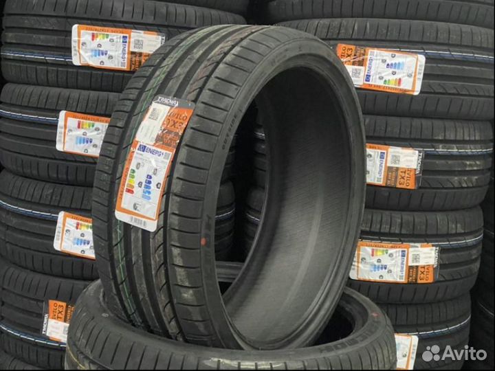 Tracmax X-Privilo TX3 245/30 R20 95Y