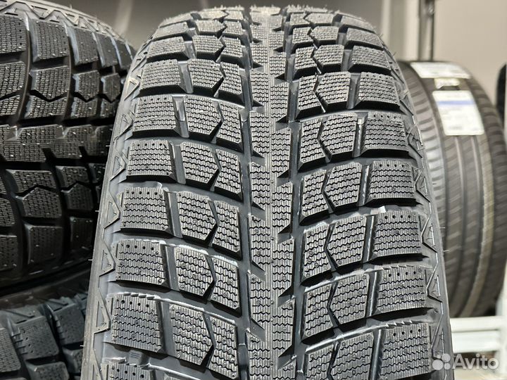 LingLong Green-Max Winter Ice I-15 215/55 R18 99S