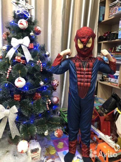 Костюм супермена