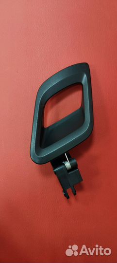 Ручка двери внутренняя правая Skoda Fabia