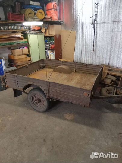 Прицеп на легковой автомобиль