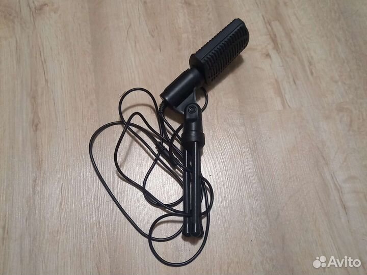 Микрофон Ritmix