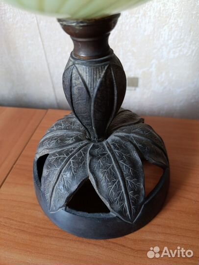 Старинное основание масляной лампы