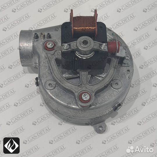 Вентилятор (турбина) Bosch 4000/Buderus U042