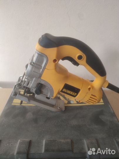 Электро лобзик Дэволт