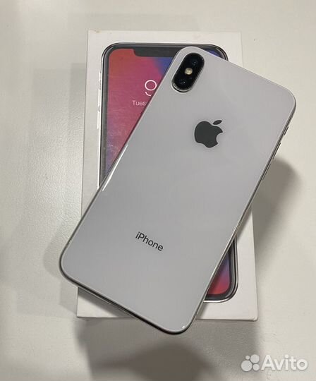 iPhone X, 64 ГБ