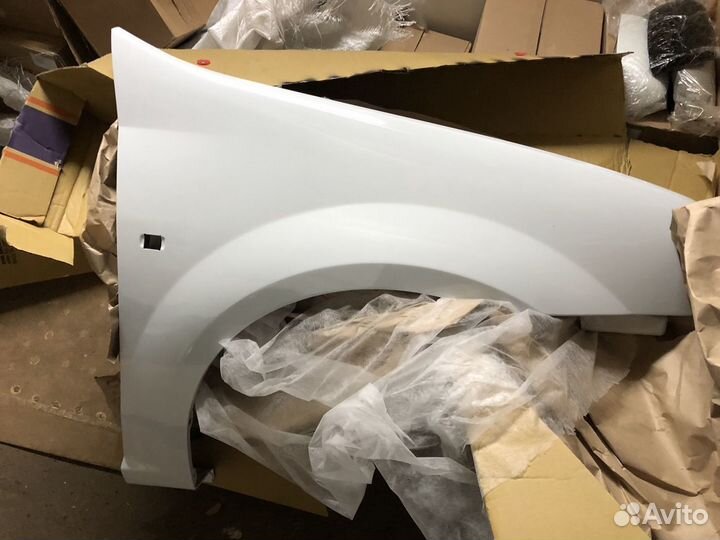 Крыло LADA Largus цвет Белый