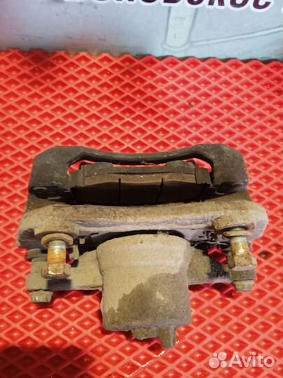 Суппорт передний правый Hyundai Creta