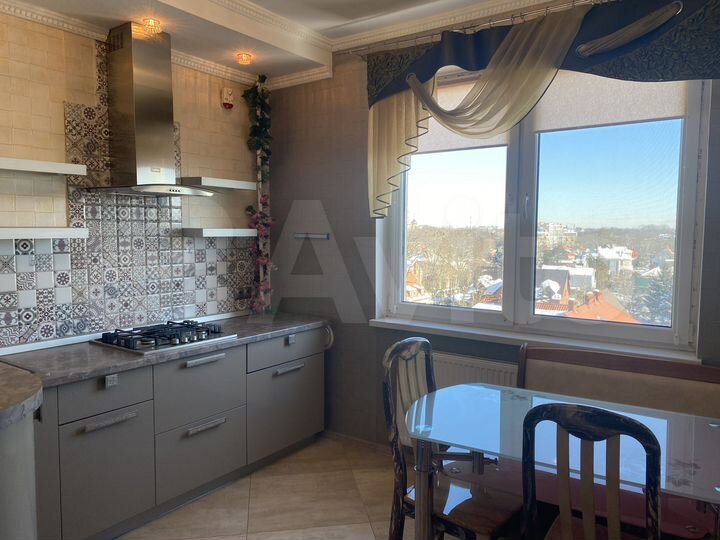 2-к. квартира, 73 м², 7/8 эт.