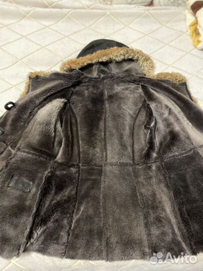 Дубленка натуральная женская с капюшоном