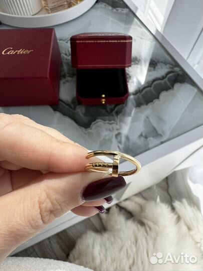 Золотое кольцо cartier гвоздь гвоздик