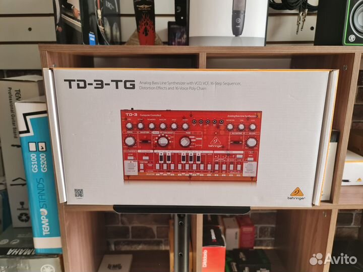 Behringer TD-3-TG аналоговый басовый синтезатор