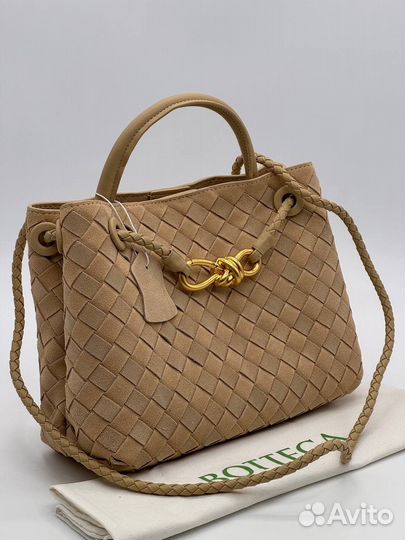 Сумка из замши Bottega Veneta Andiamo