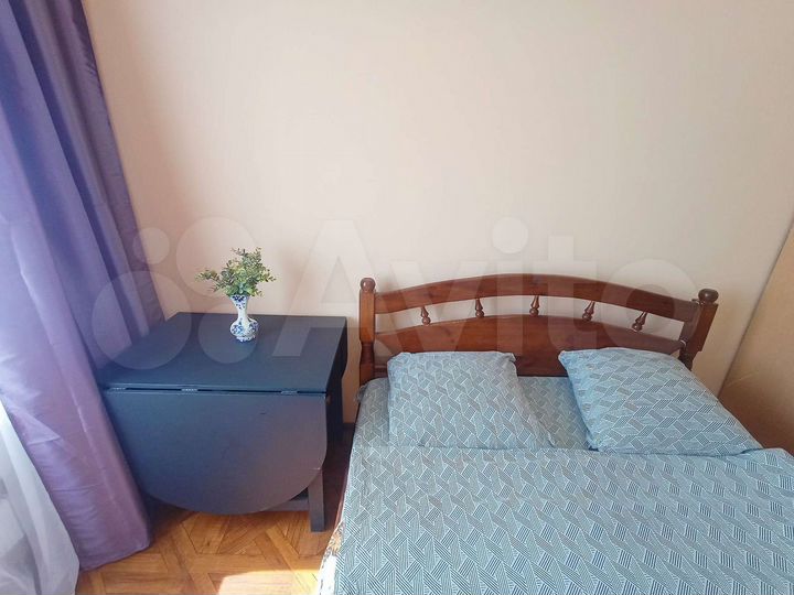 2-к. квартира, 56 м², 9/16 эт.