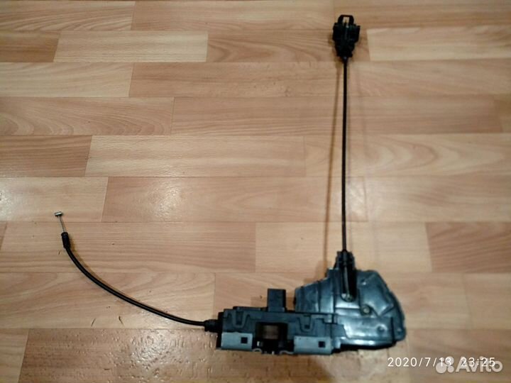 Замок с активатором Volvo fh4 правый