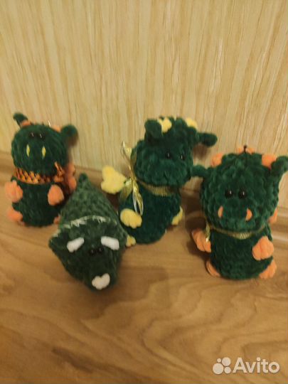 Брелок -дракон ручная работа