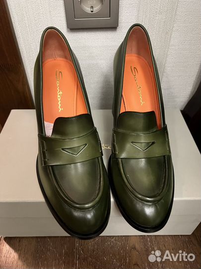 Женские туфли santoni