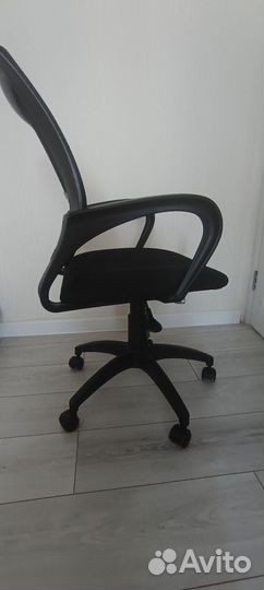 Компьютерный стул кресло