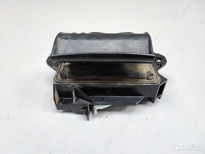 Ручка крышки багажника toyota land cruiser prado