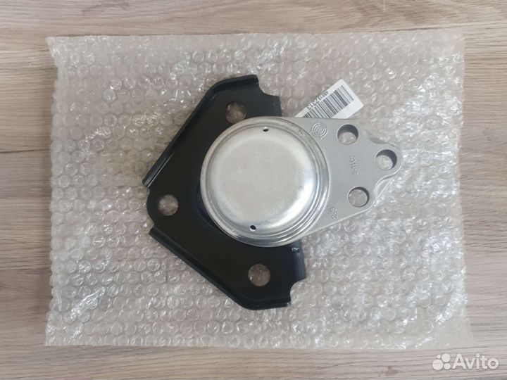 Опора двигателя правая ford fusion fiesta mk5