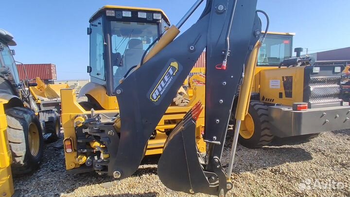 Экскаватор-погрузчик CASE 695SM, 2023