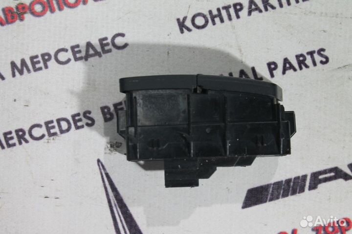 Кнопки блокировки двери W204 Mercedes