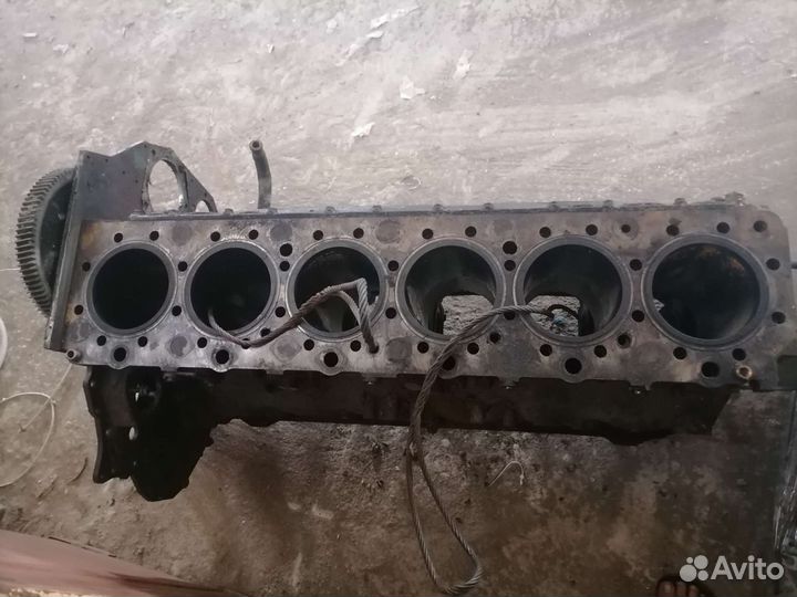 Блок двигателя volvo д12, D12