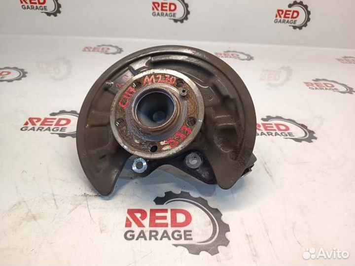 Кулак поворотный задний правый Mercedes-Benz