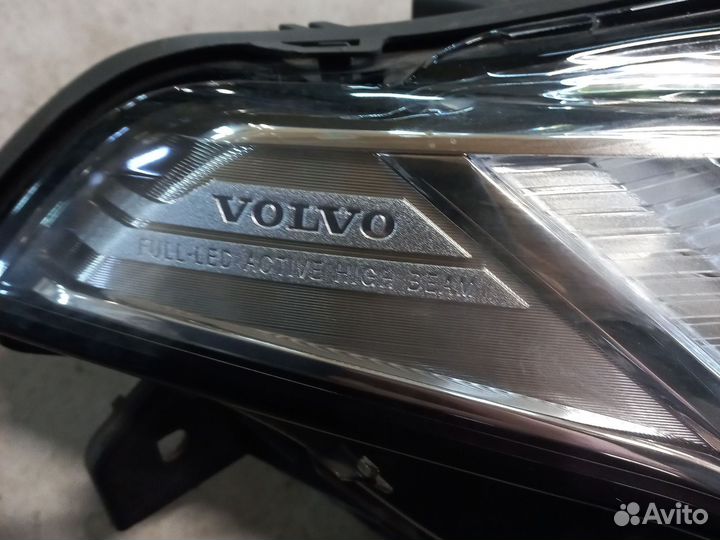 Фара правая на Volvo XC90 NEW full LED active