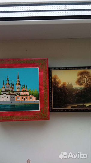 Шкатулка для украшений из дерева