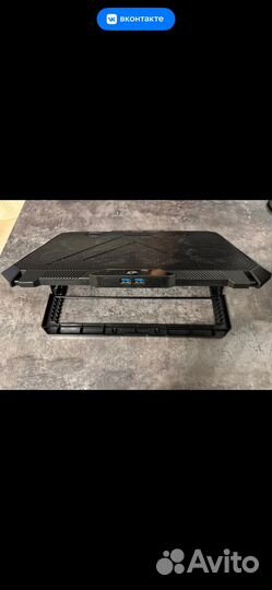 Подставка с охлаждением для ноутбука