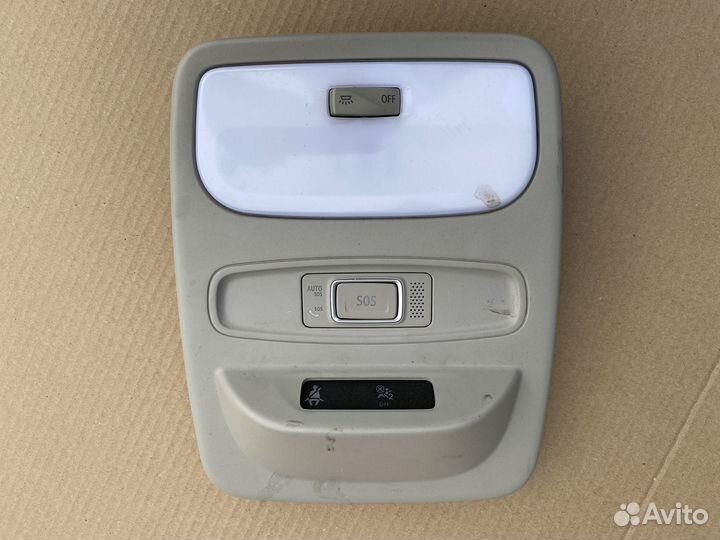 Плафон освещения салона Renault Kaptur