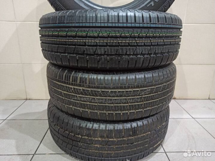 Continental ContiCrossContact LX 215/65 R16