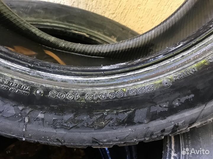 Bridgestone Blizzak DM-V2 225/60 R18 100S