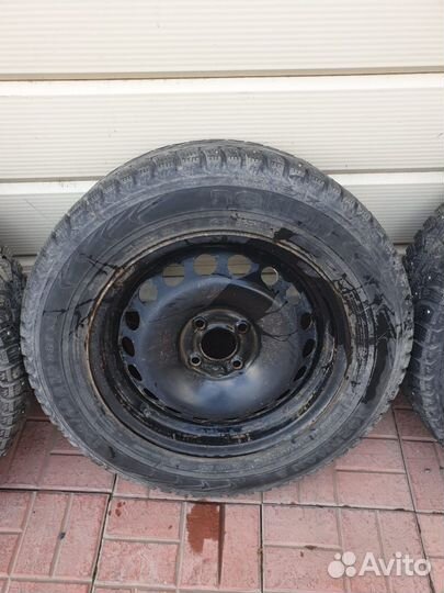 R15 Nokian Tyres Nordman 5 195/65, PCD 4x100 DIA 60.1