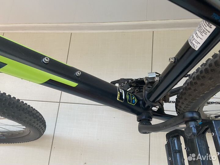 Велосипед GT avalanche elite